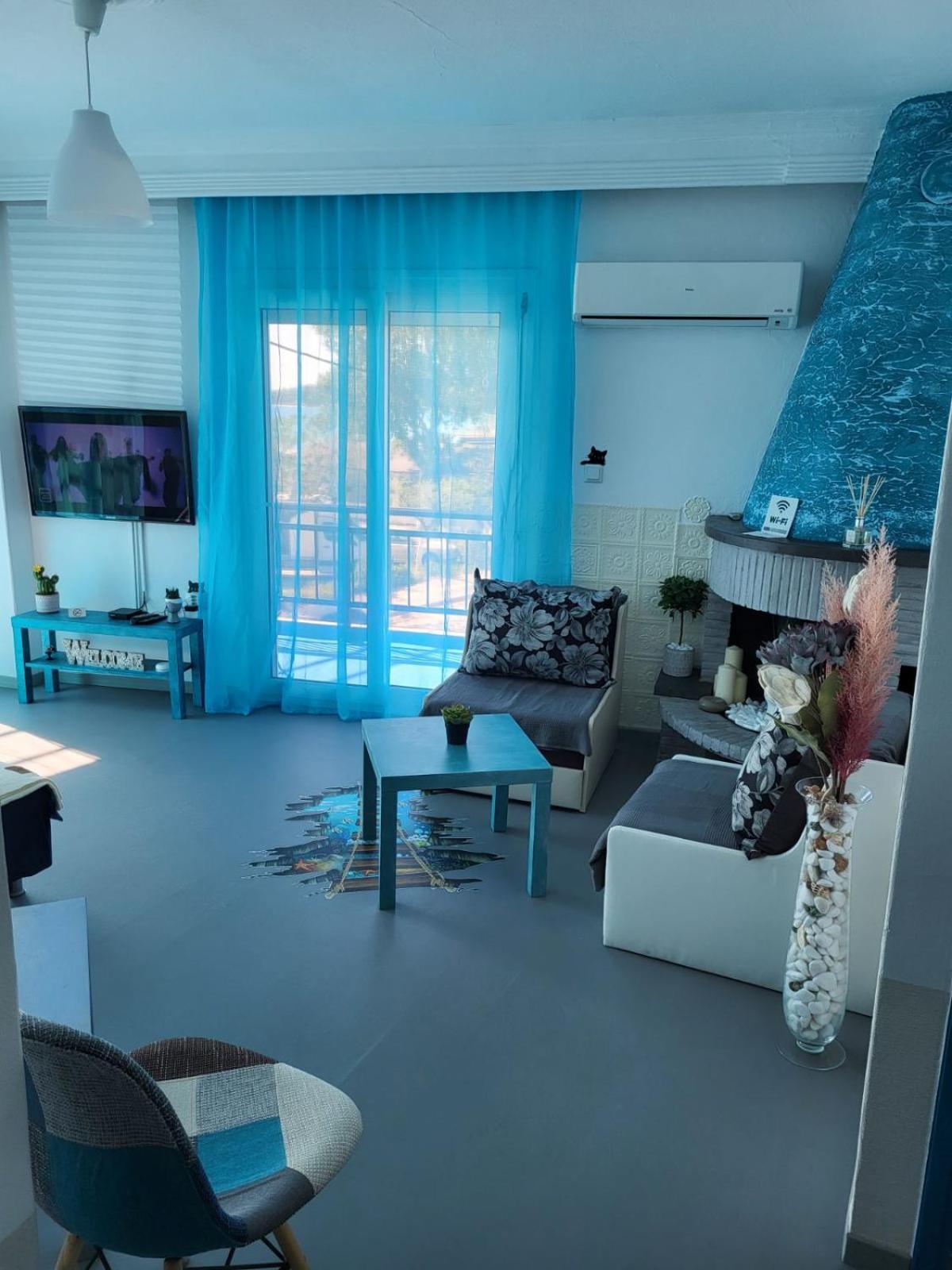Appartement Upper Deck Apt. à Néa Péramos Extérieur photo